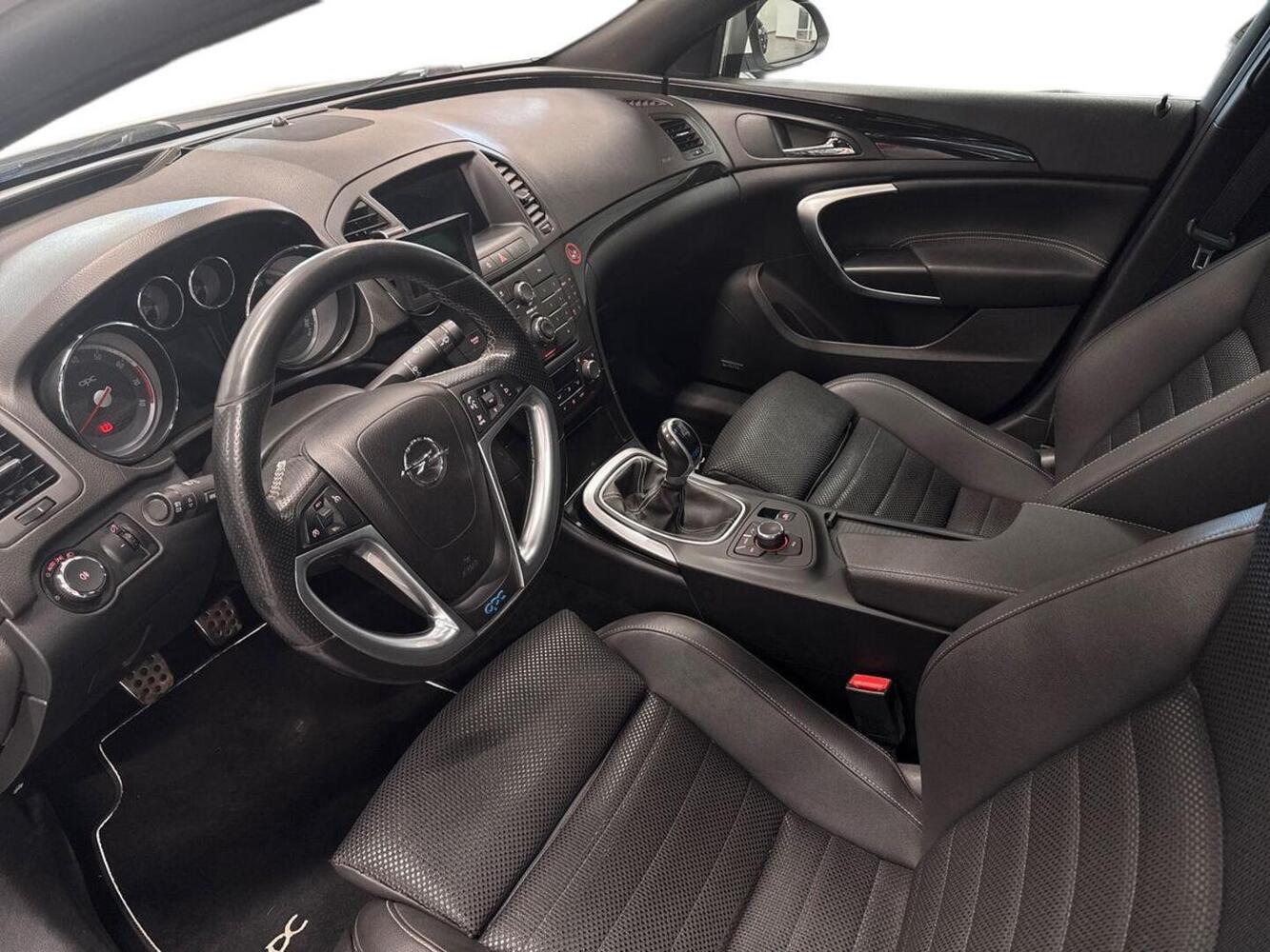 Opel Insignia vaihtoauto