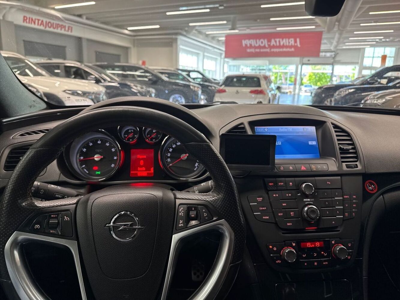 Opel Insignia vaihtoauto