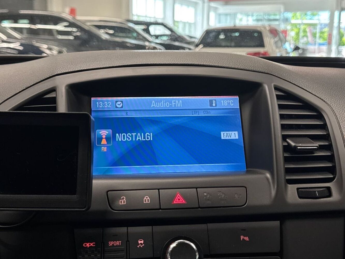 Opel Insignia vaihtoauto