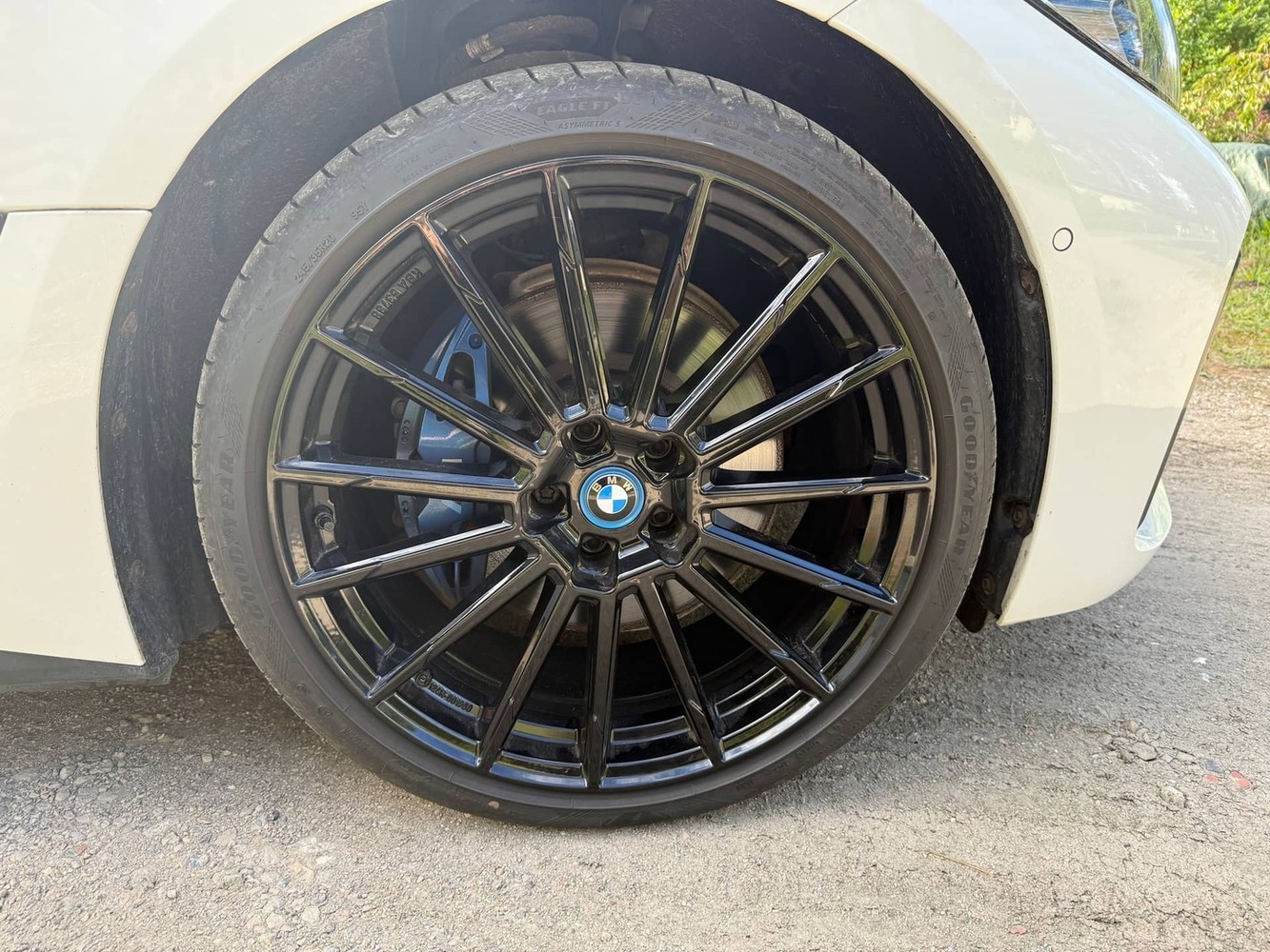 BMW i4 vaihtoauto