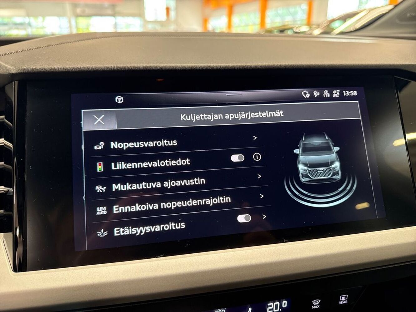 Audi Q4 e-tron vaihtoauto