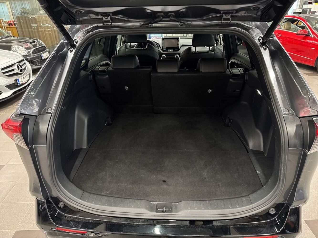 Toyota RAV4 vaihtoauto
