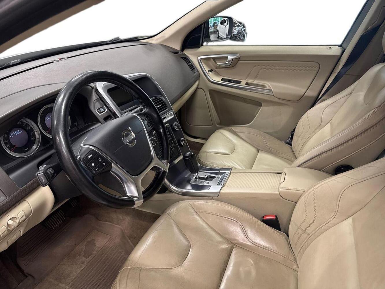 Volvo XC60 vaihtoauto
