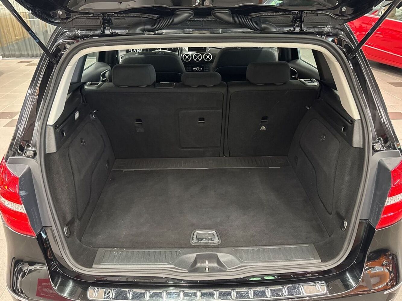 Mercedes-Benz B vaihtoauto