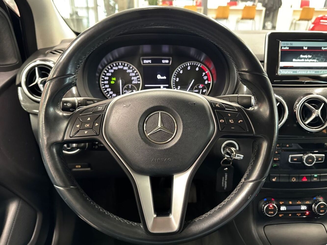 Mercedes-Benz B vaihtoauto