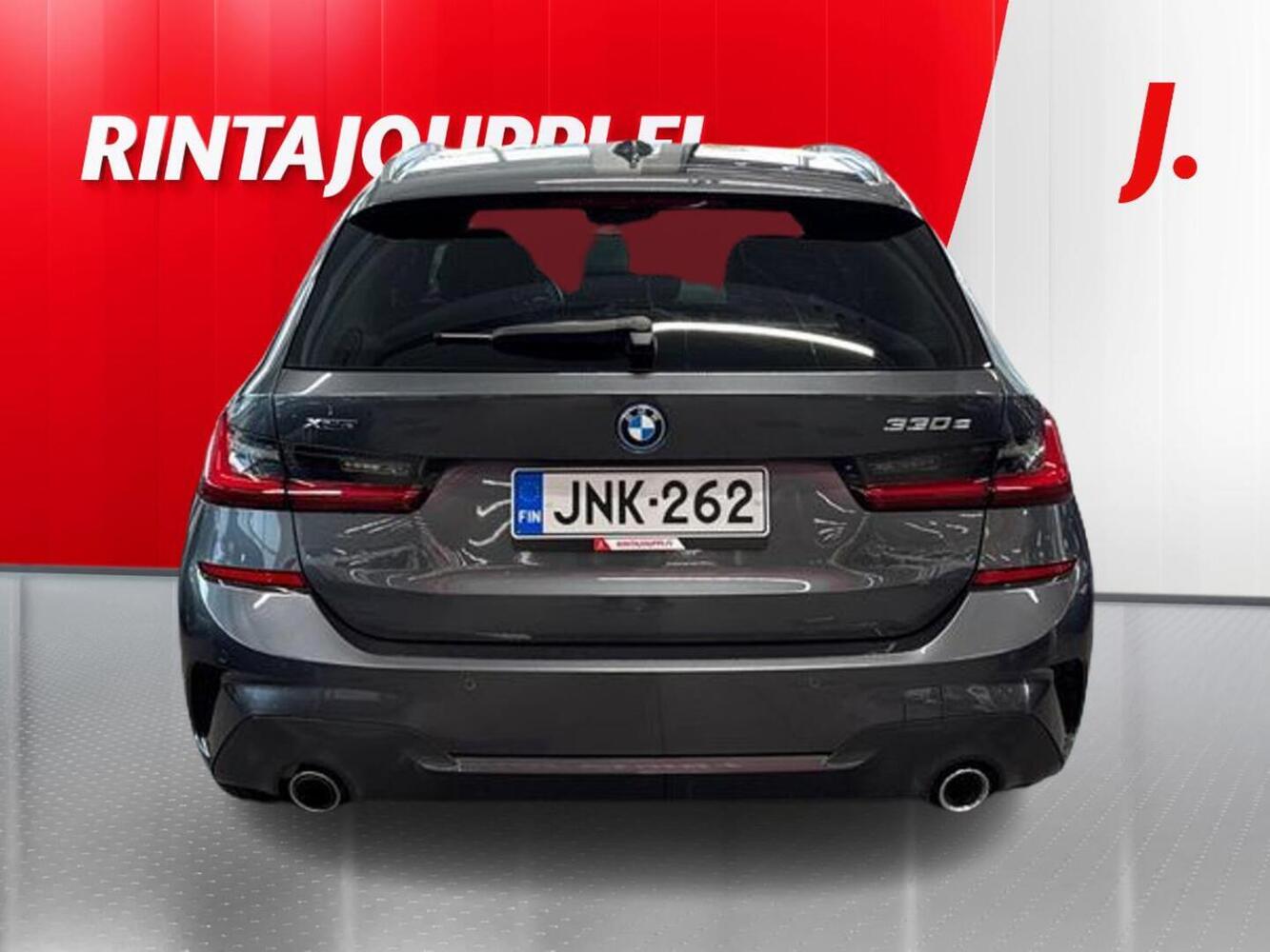 BMW 330 vaihtoauto