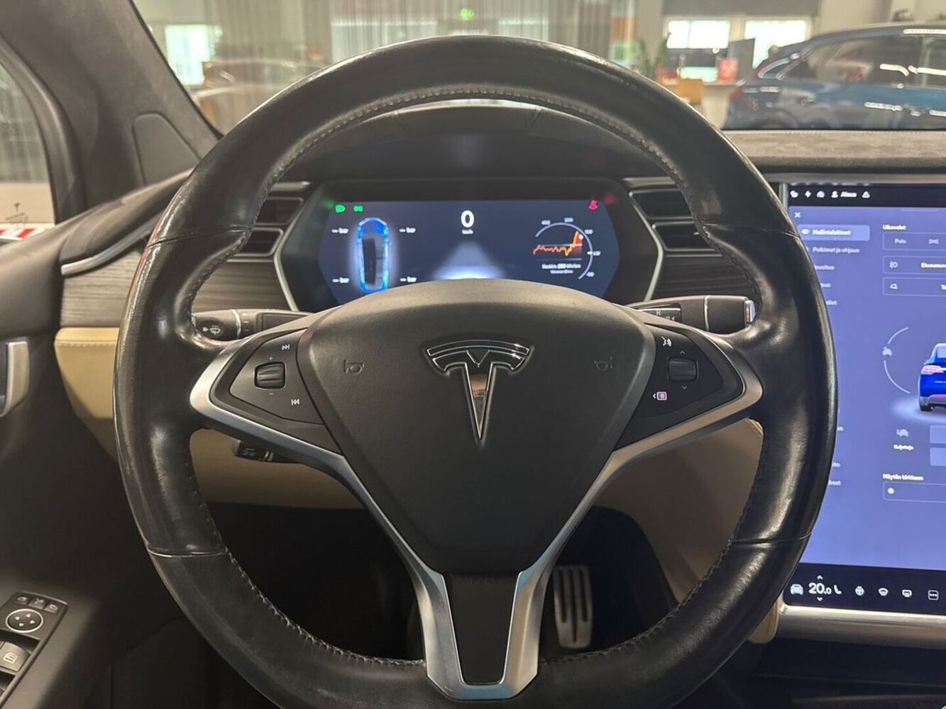 Tesla Model X vaihtoauto