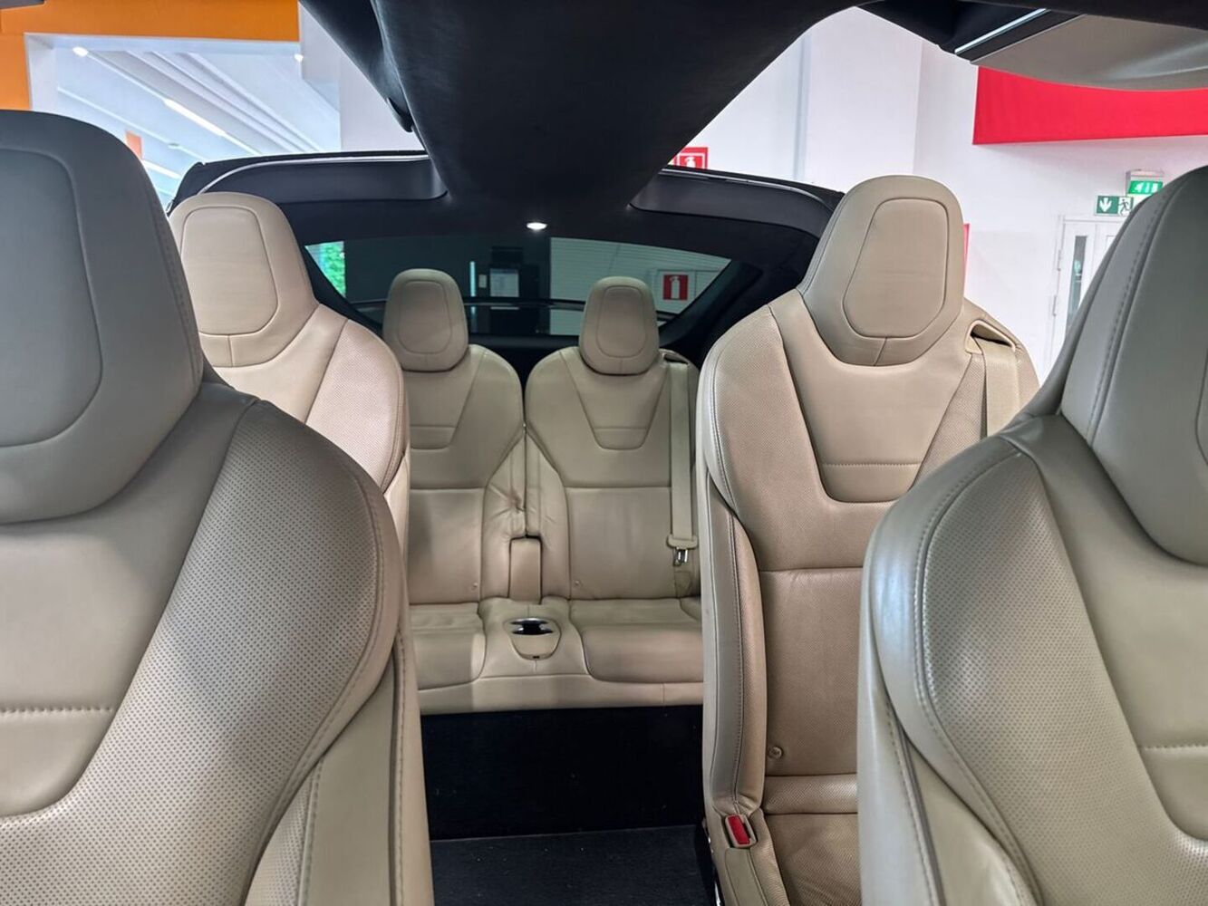 Tesla Model X vaihtoauto
