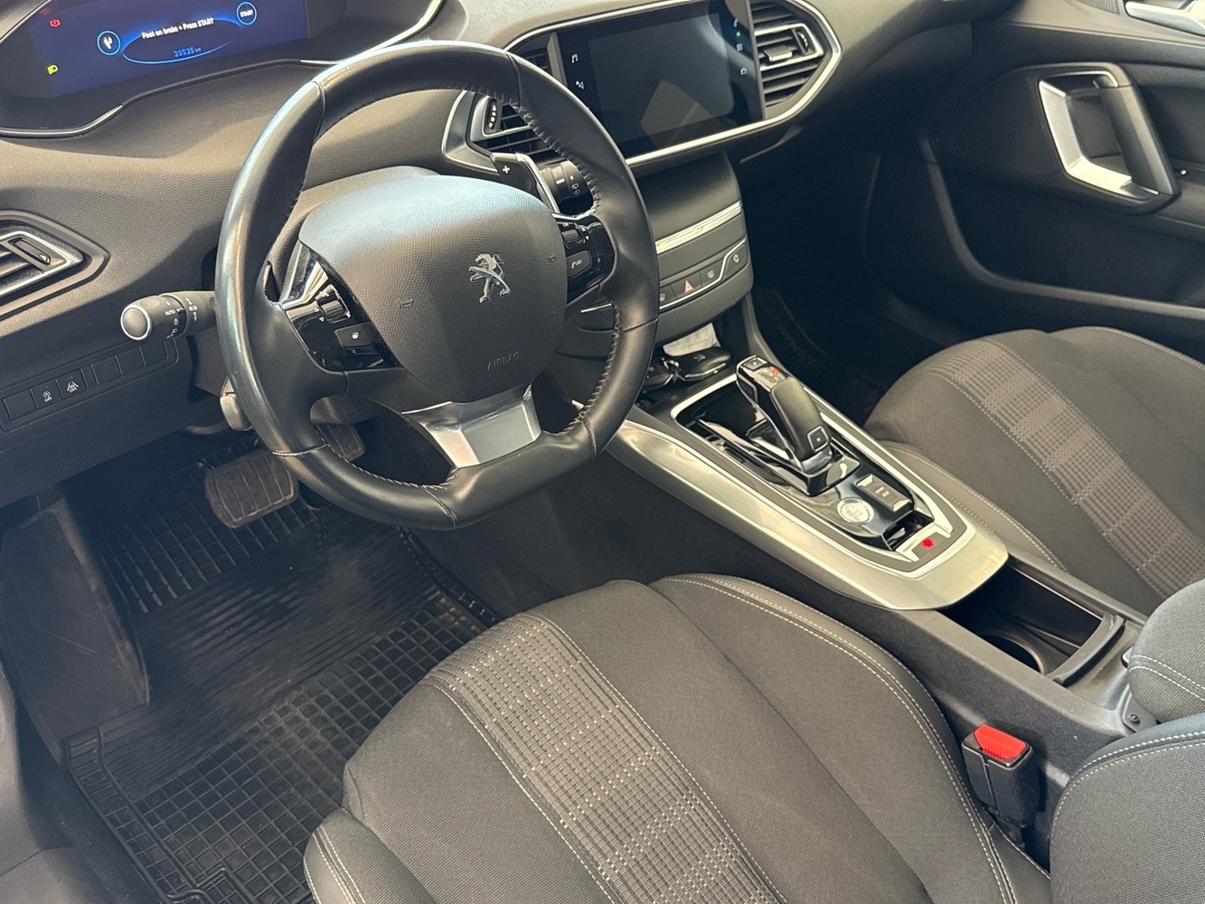 Peugeot 308 vaihtoauto