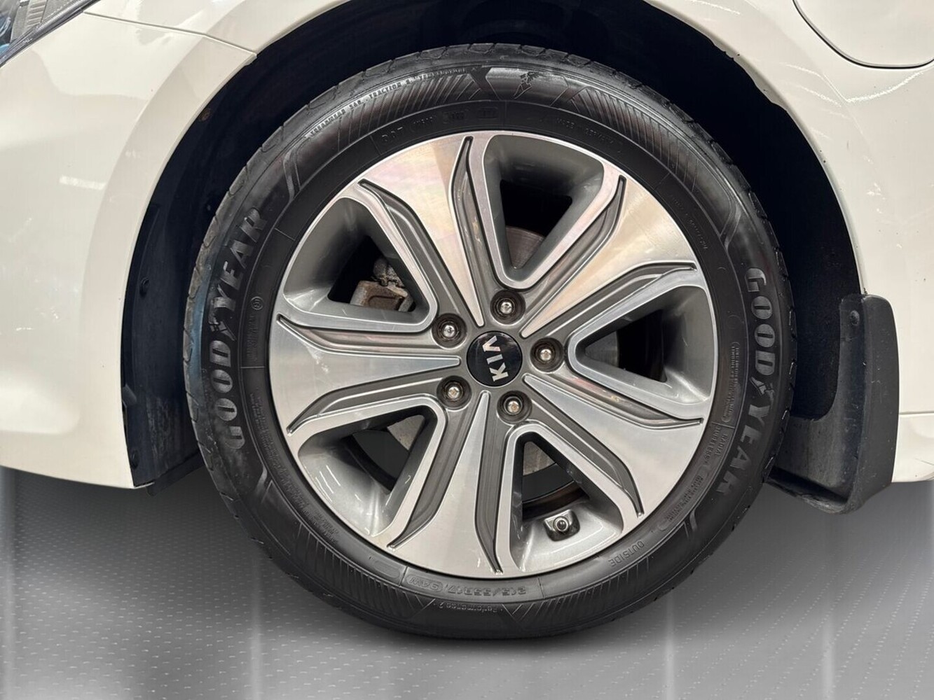 Kia Optima vaihtoauto