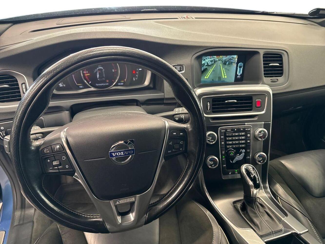 Volvo V60 vaihtoauto