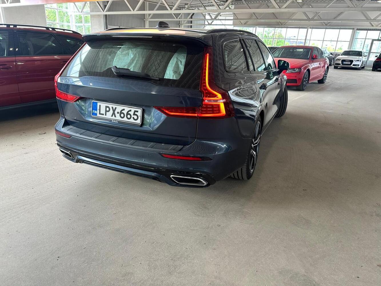 Volvo V60 vaihtoauto