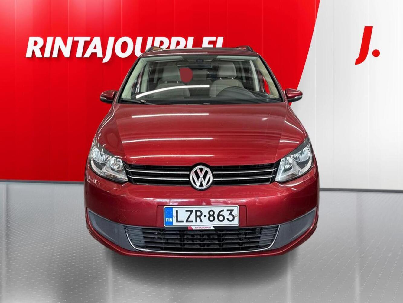 Volkswagen Touran vaihtoauto