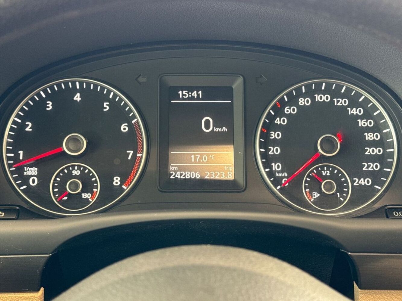 Volkswagen Touran vaihtoauto