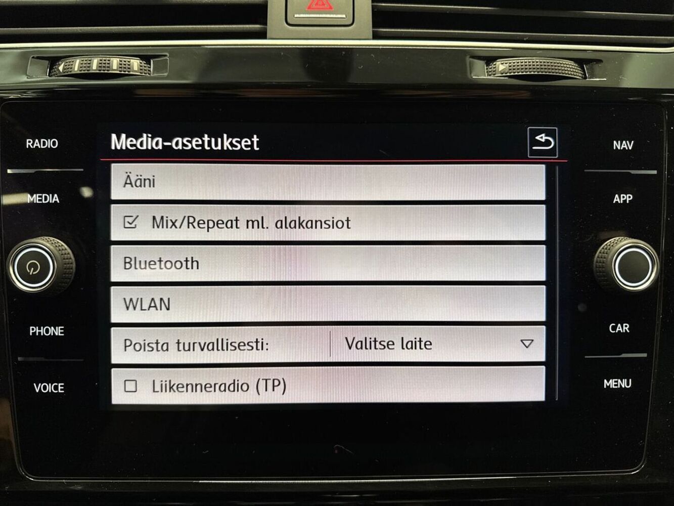 Volkswagen Golf vaihtoauto