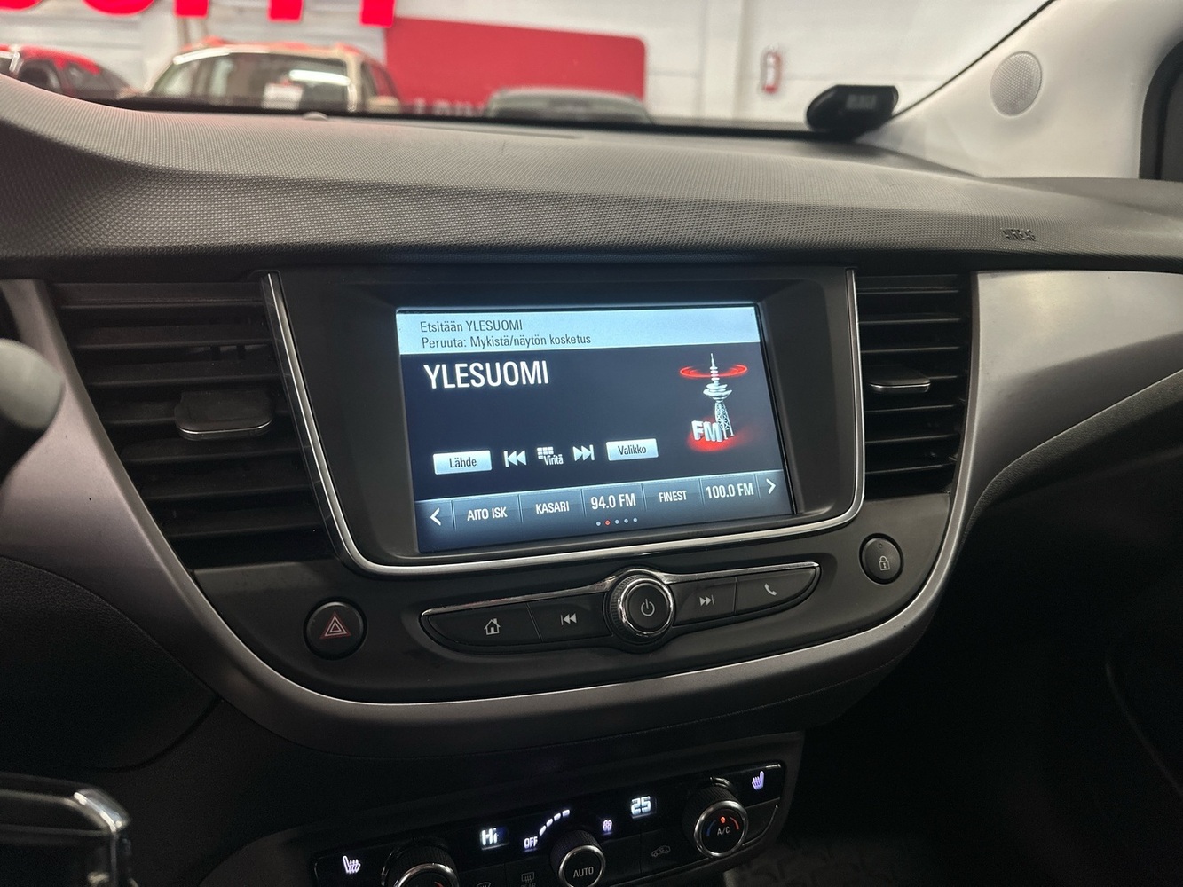 Opel Crossland X vaihtoauto