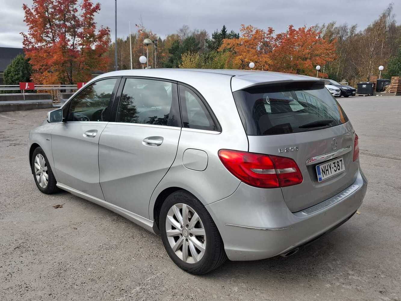 Mercedes-Benz B vaihtoauto