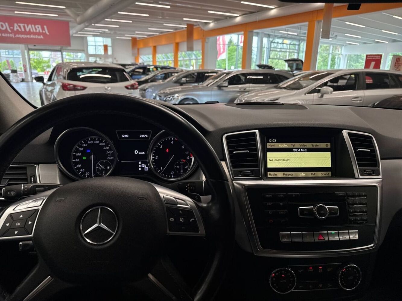 Mercedes-Benz ML vaihtoauto
