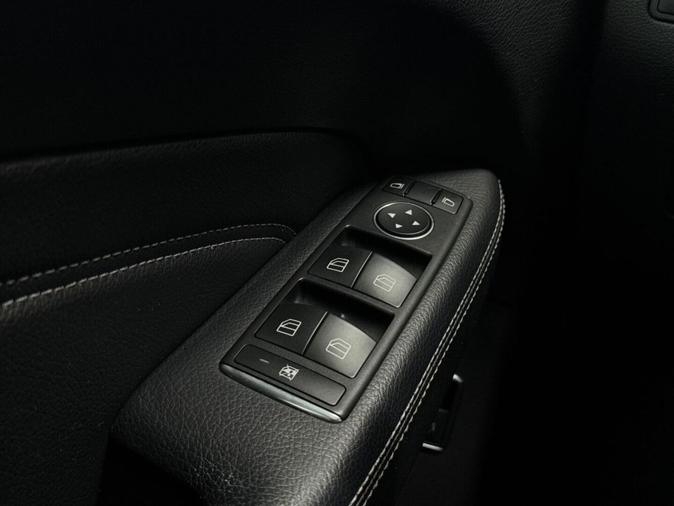 Mercedes-Benz ML vaihtoauto