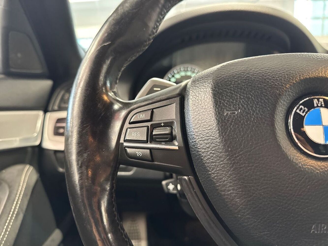 BMW M550d vaihtoauto