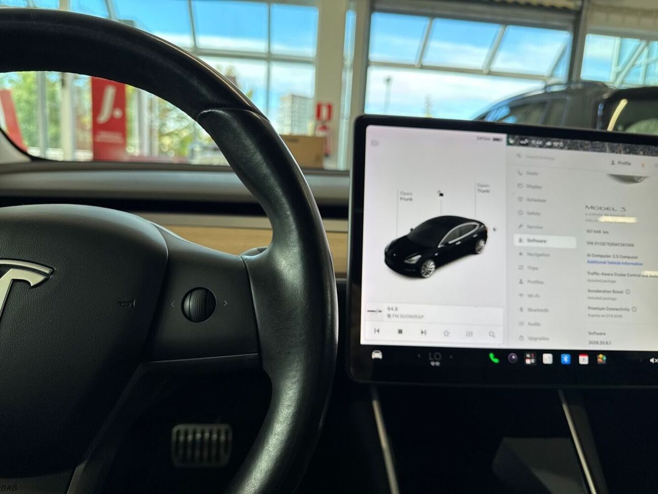 Tesla Model 3 vaihtoauto