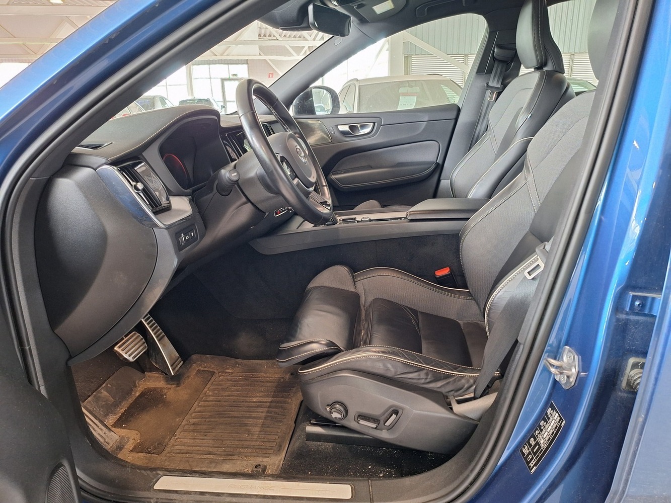 Volvo XC60 vaihtoauto