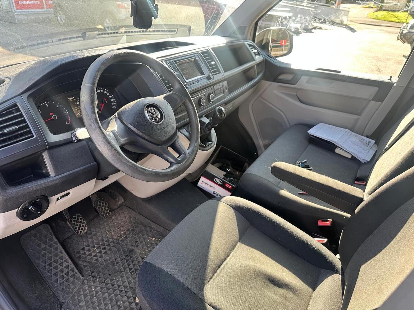 Volkswagen Transporter vaihtoauto