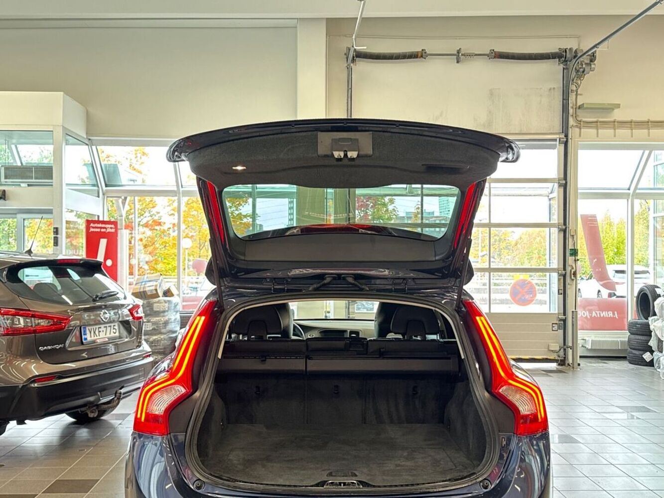 Volvo V60 vaihtoauto