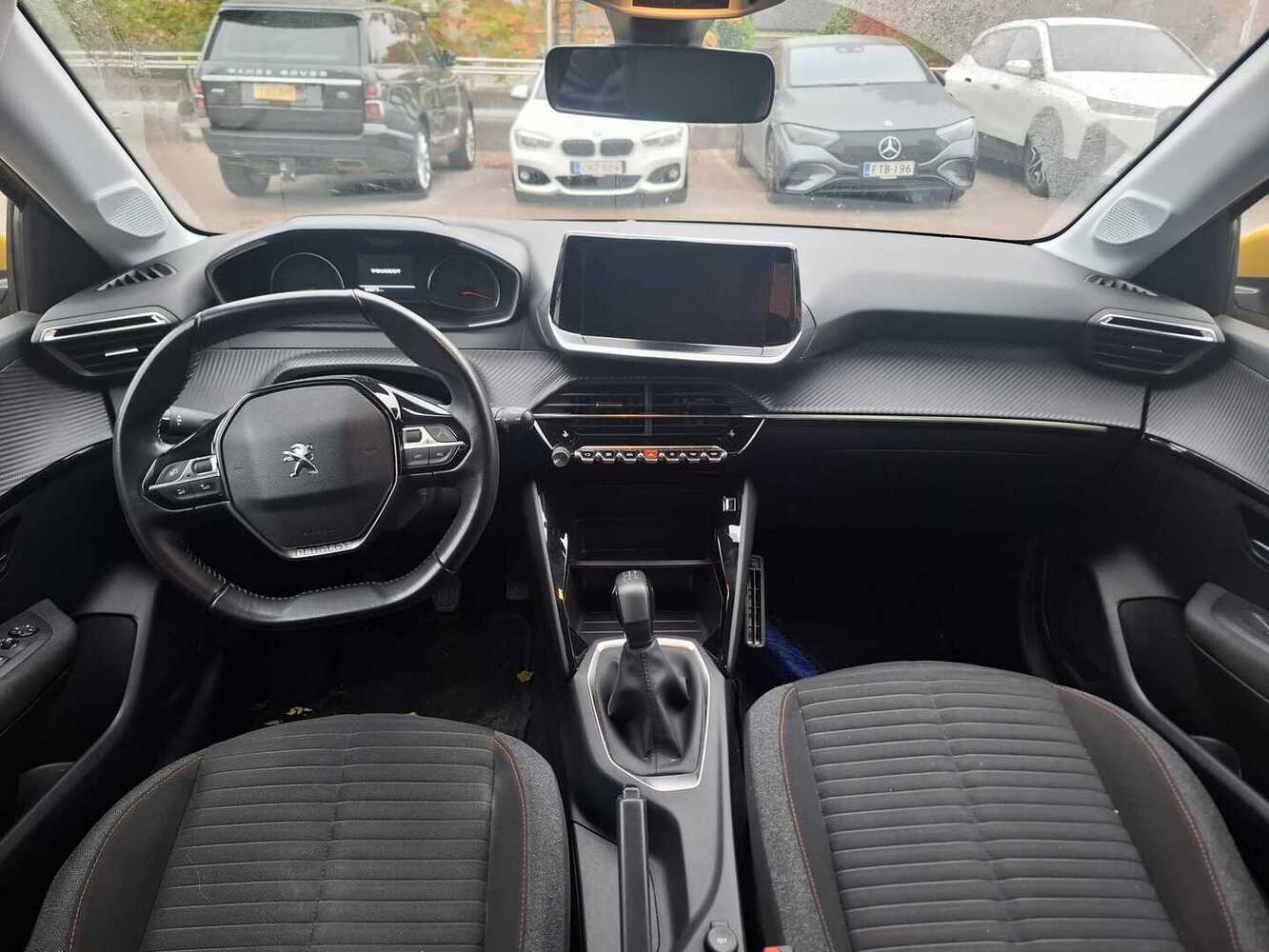 Peugeot 208 vaihtoauto