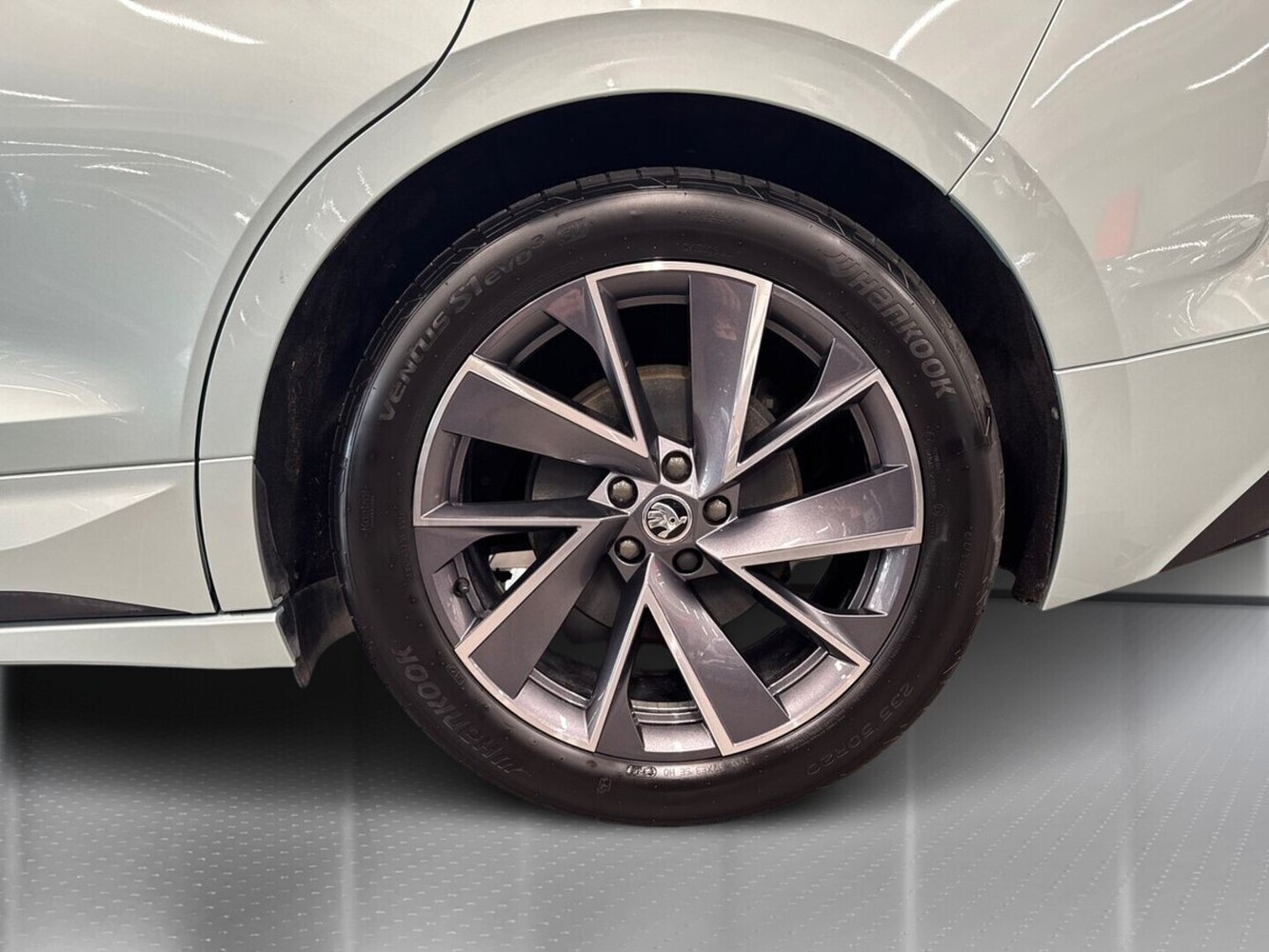 Skoda Enyaq vaihtoauto