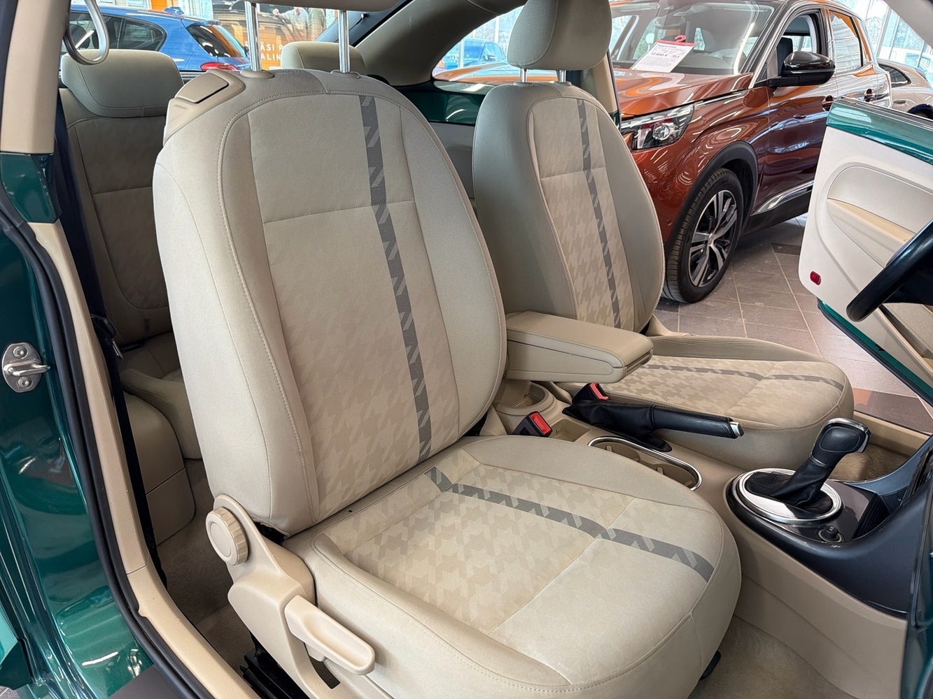 Volkswagen Beetle vaihtoauto