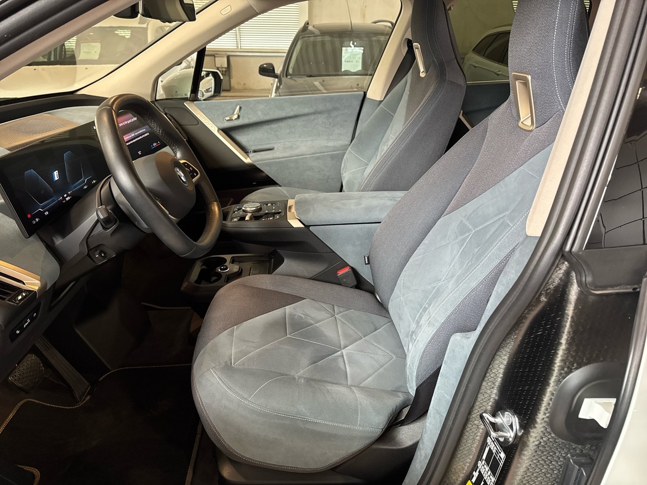 BMW iX vaihtoauto
