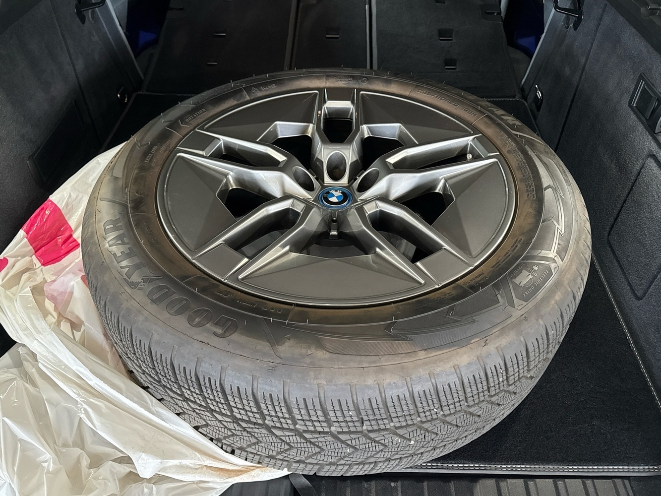 BMW iX vaihtoauto