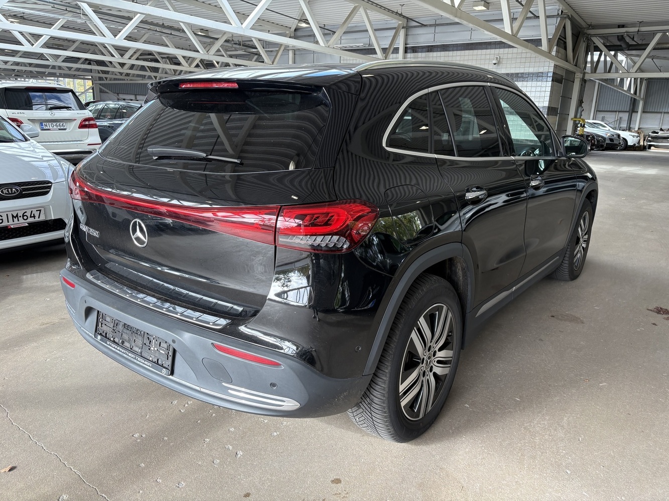 Mercedes-Benz EQA vaihtoauto