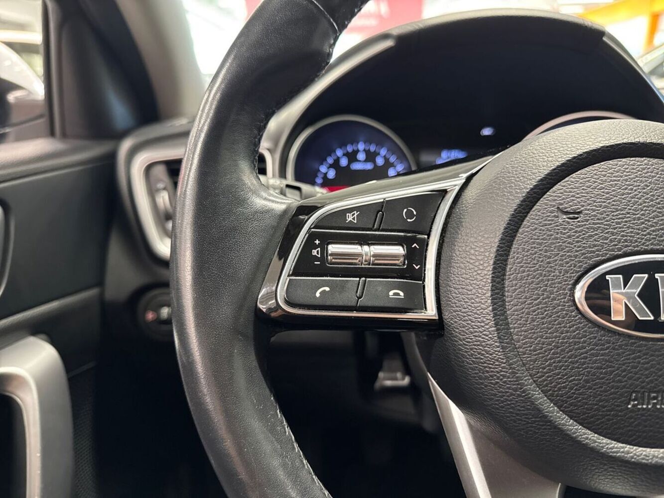 Kia Ceed vaihtoauto