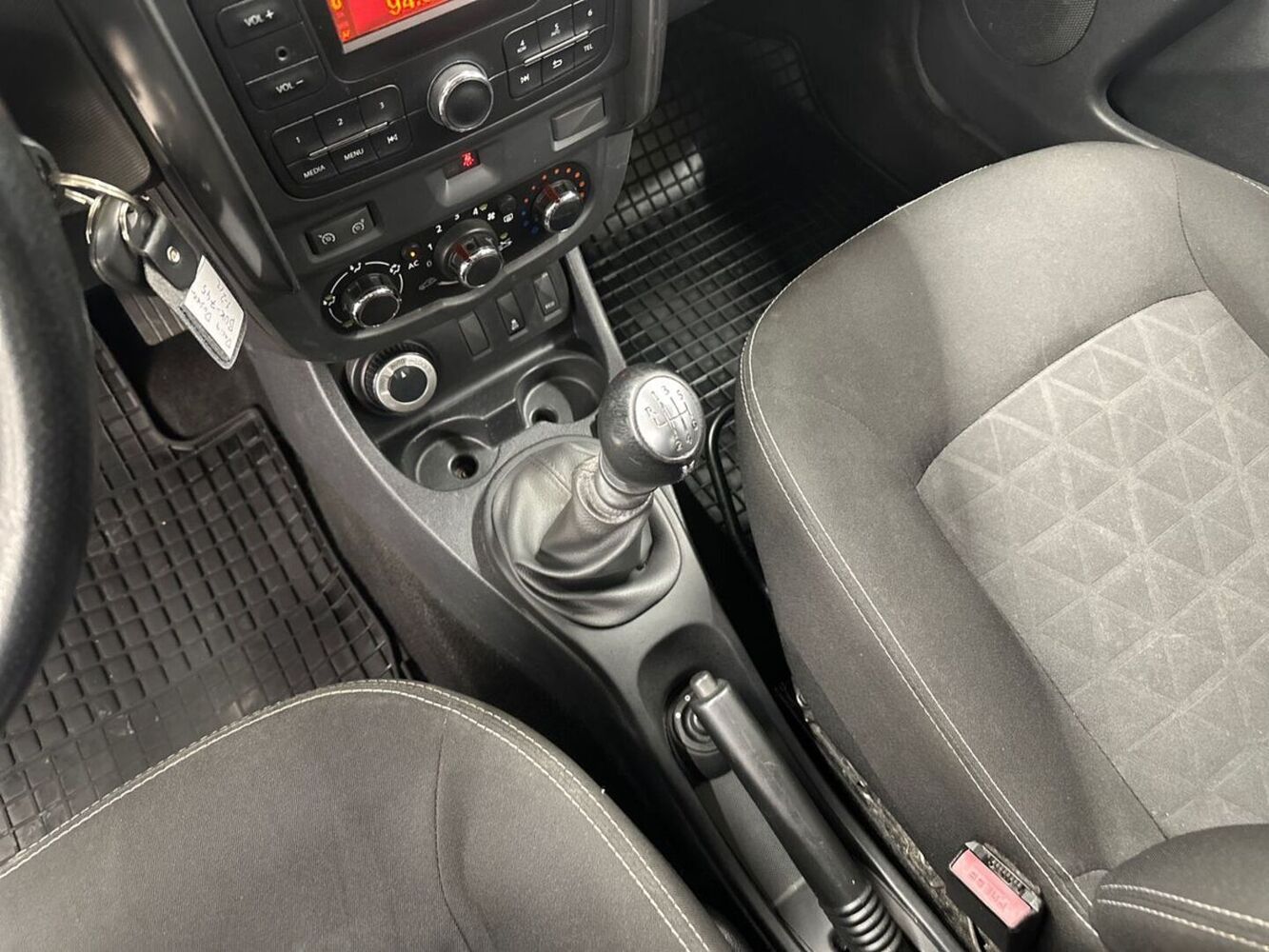 Dacia Duster vaihtoauto
