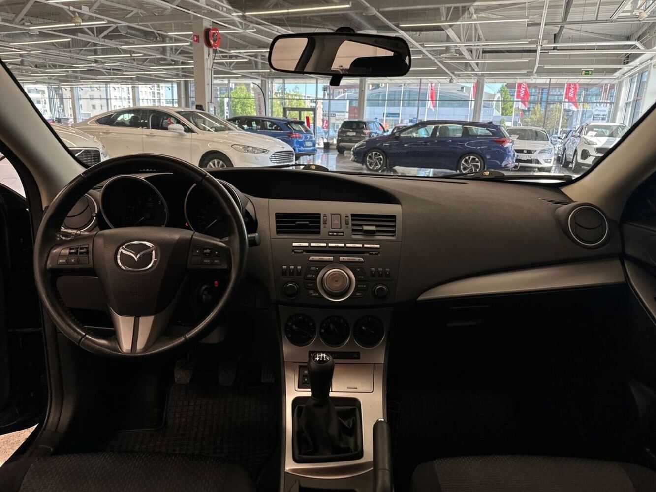 Mazda 3 vaihtoauto