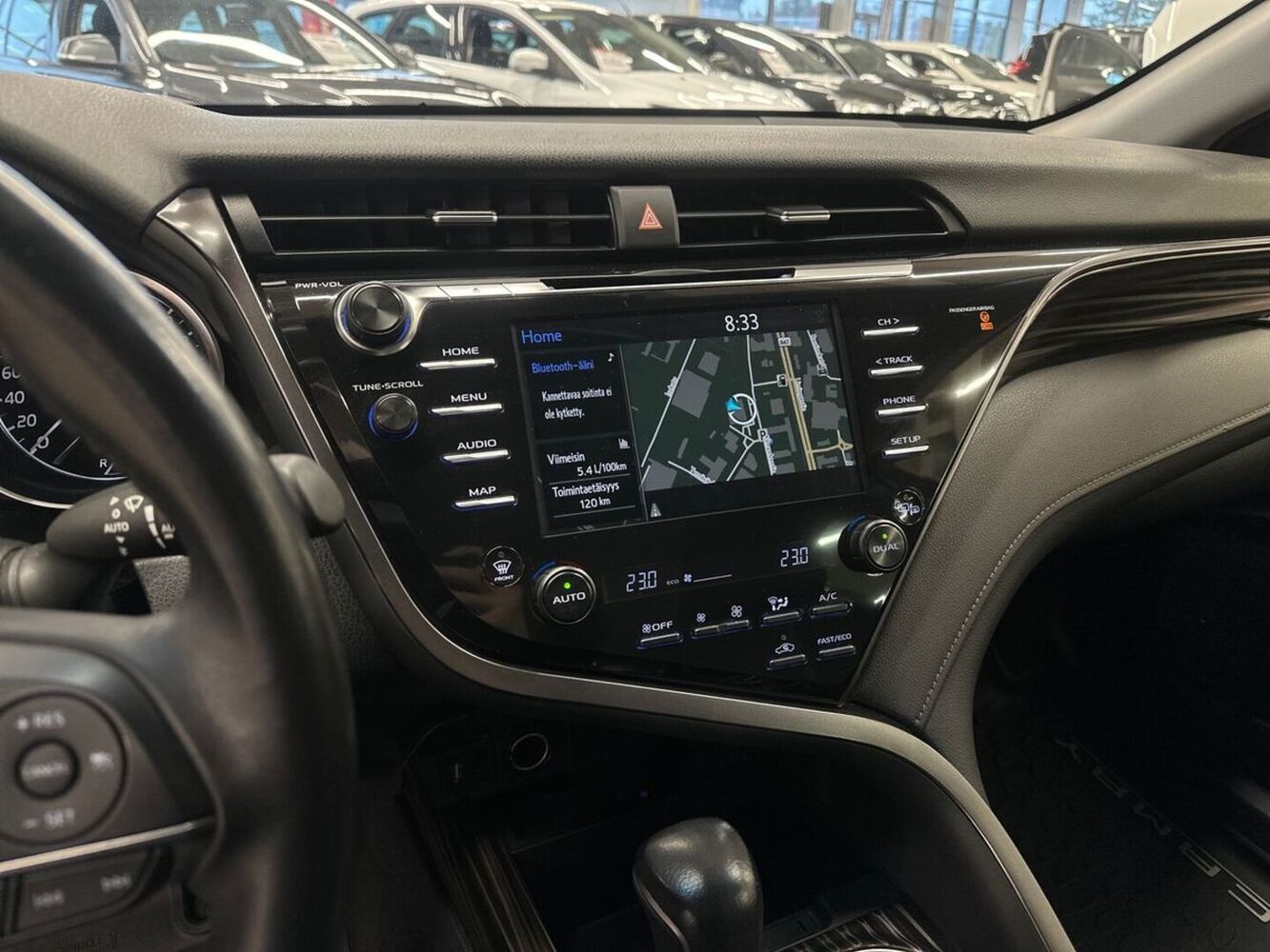 Toyota Camry vaihtoauto