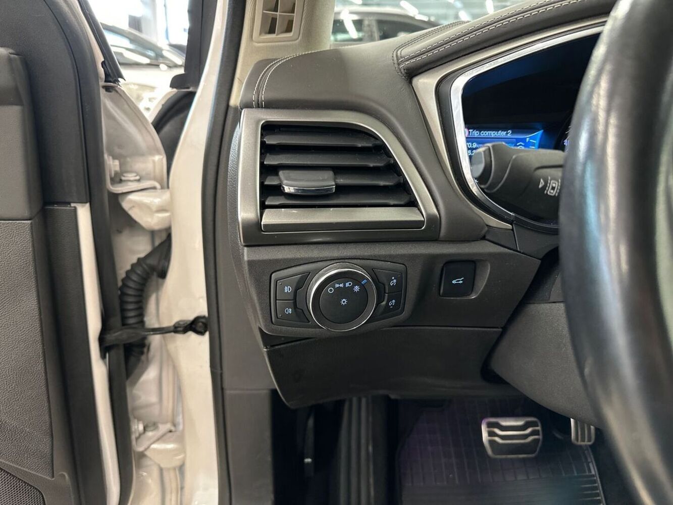 Ford Mondeo vaihtoauto
