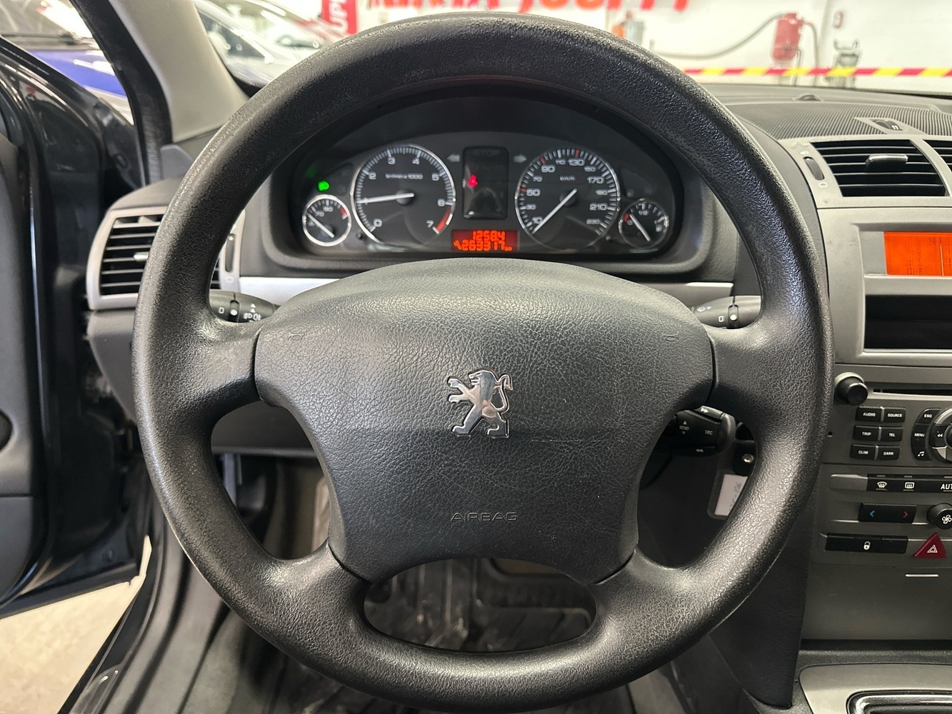 Peugeot 407 vaihtoauto
