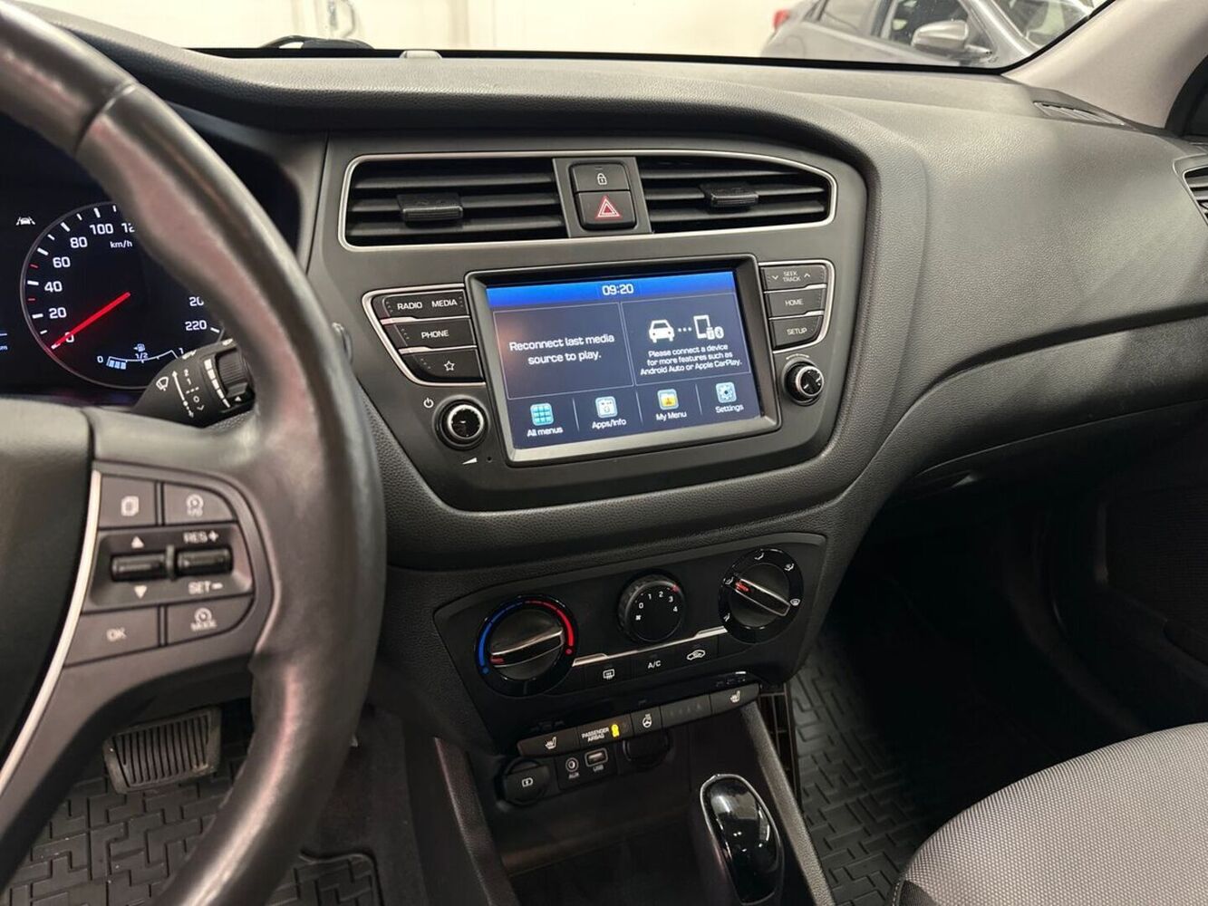 Hyundai i20 Hatchback vaihtoauto