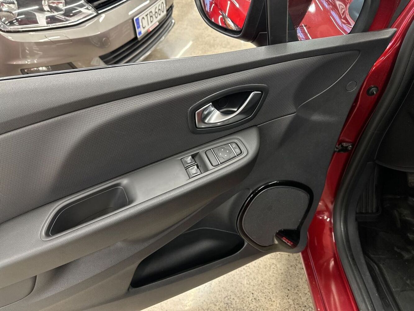 Renault Clio vaihtoauto