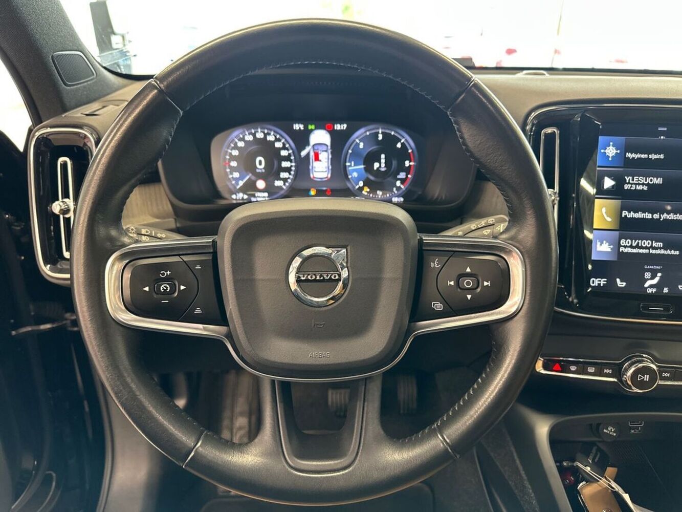 Volvo XC40 vaihtoauto