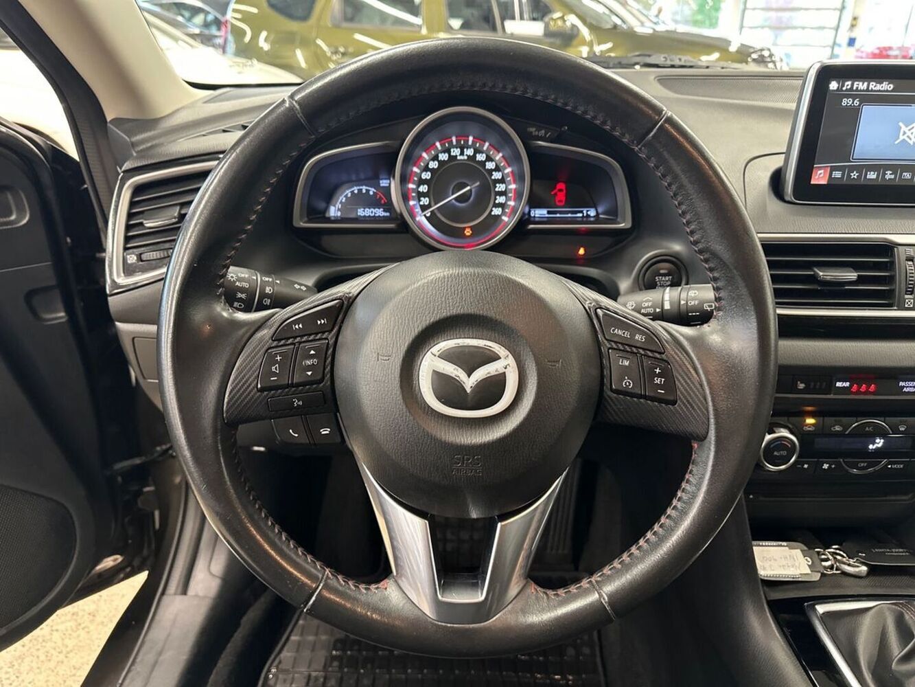 Mazda 3 vaihtoauto