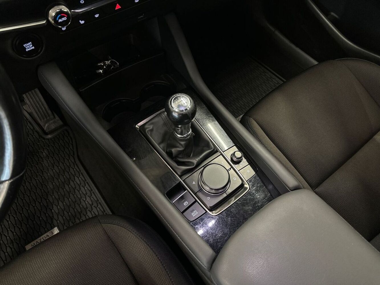 Mazda 3 vaihtoauto