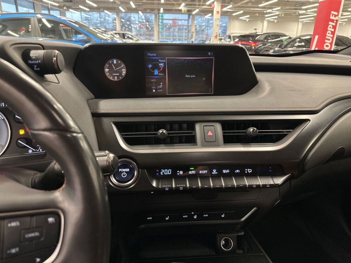 Lexus UX vaihtoauto