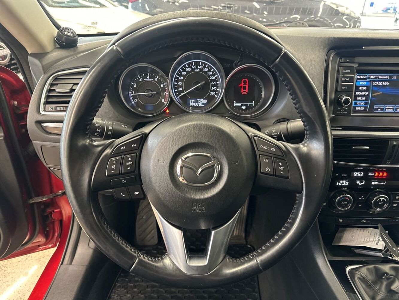 Mazda 6 vaihtoauto
