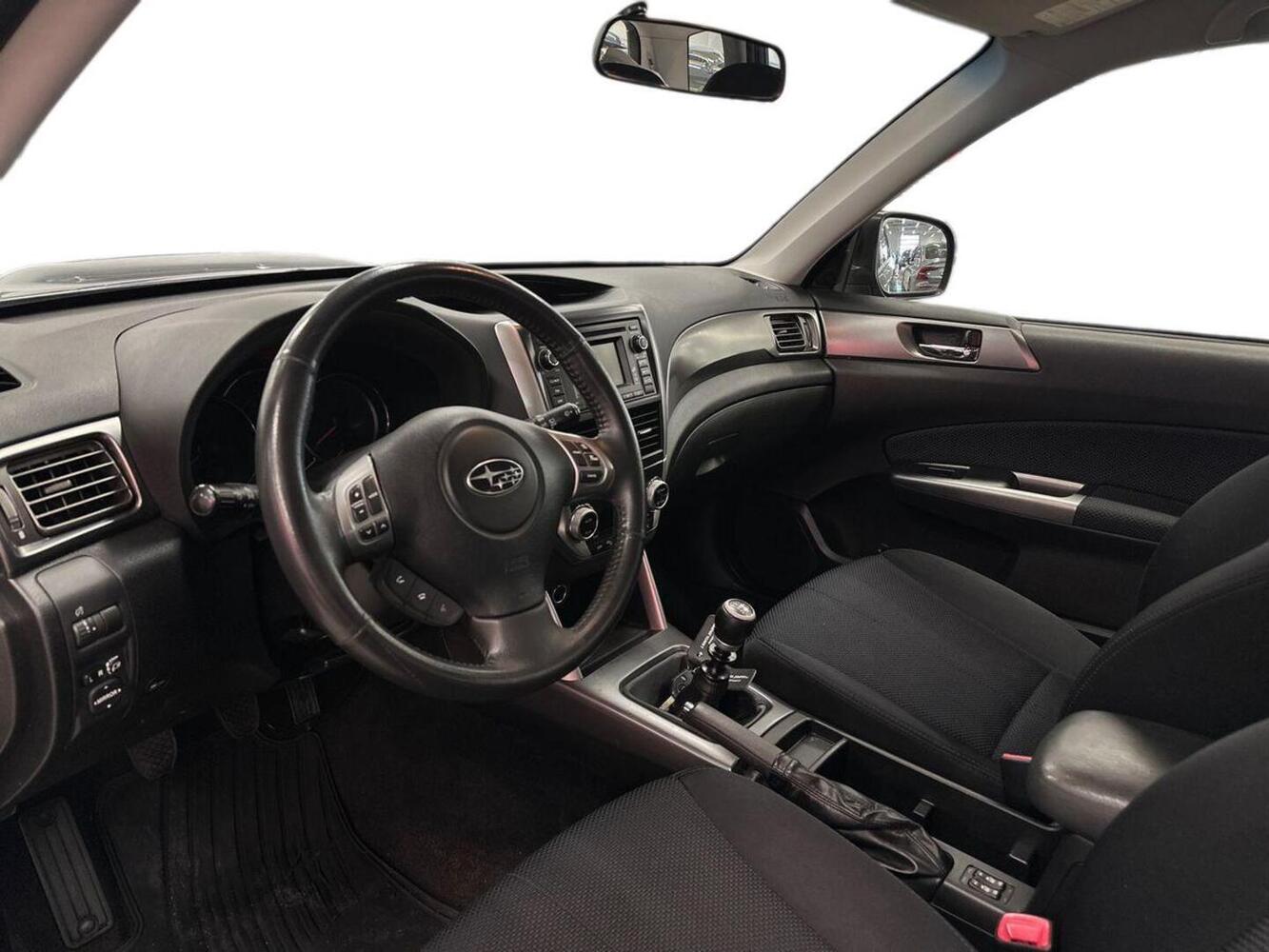 Subaru Forester vaihtoauto