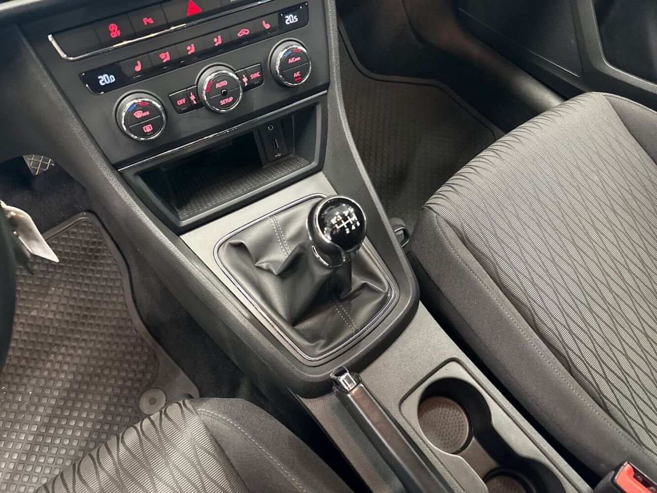 SEAT Leon ST vaihtoauto