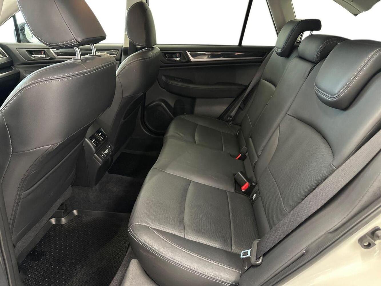 Subaru Outback vaihtoauto